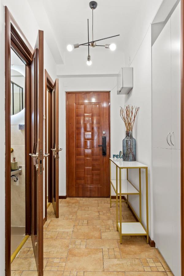 Upscale Studio, Walking Distance From The Old Town Bukarest Kültér fotó